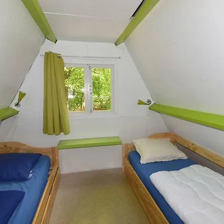 بيت للعطل Tiny House 151 *
